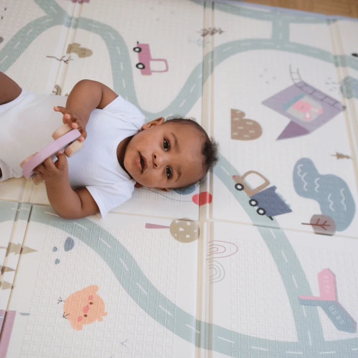 Tineo 606160 Large reversible playmat with cars/savannah design