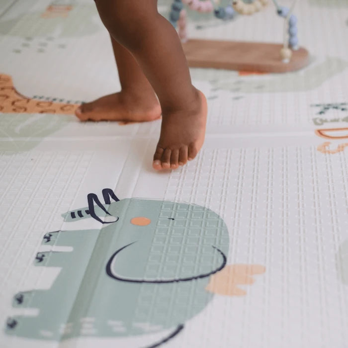 Tineo 606160 Large reversible playmat with cars/savannah design